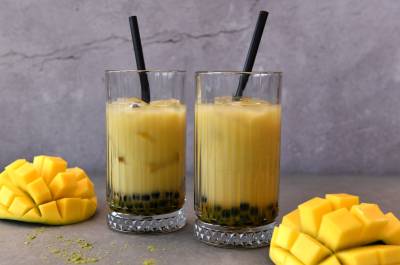 Mango-Matcha Bubble Tea